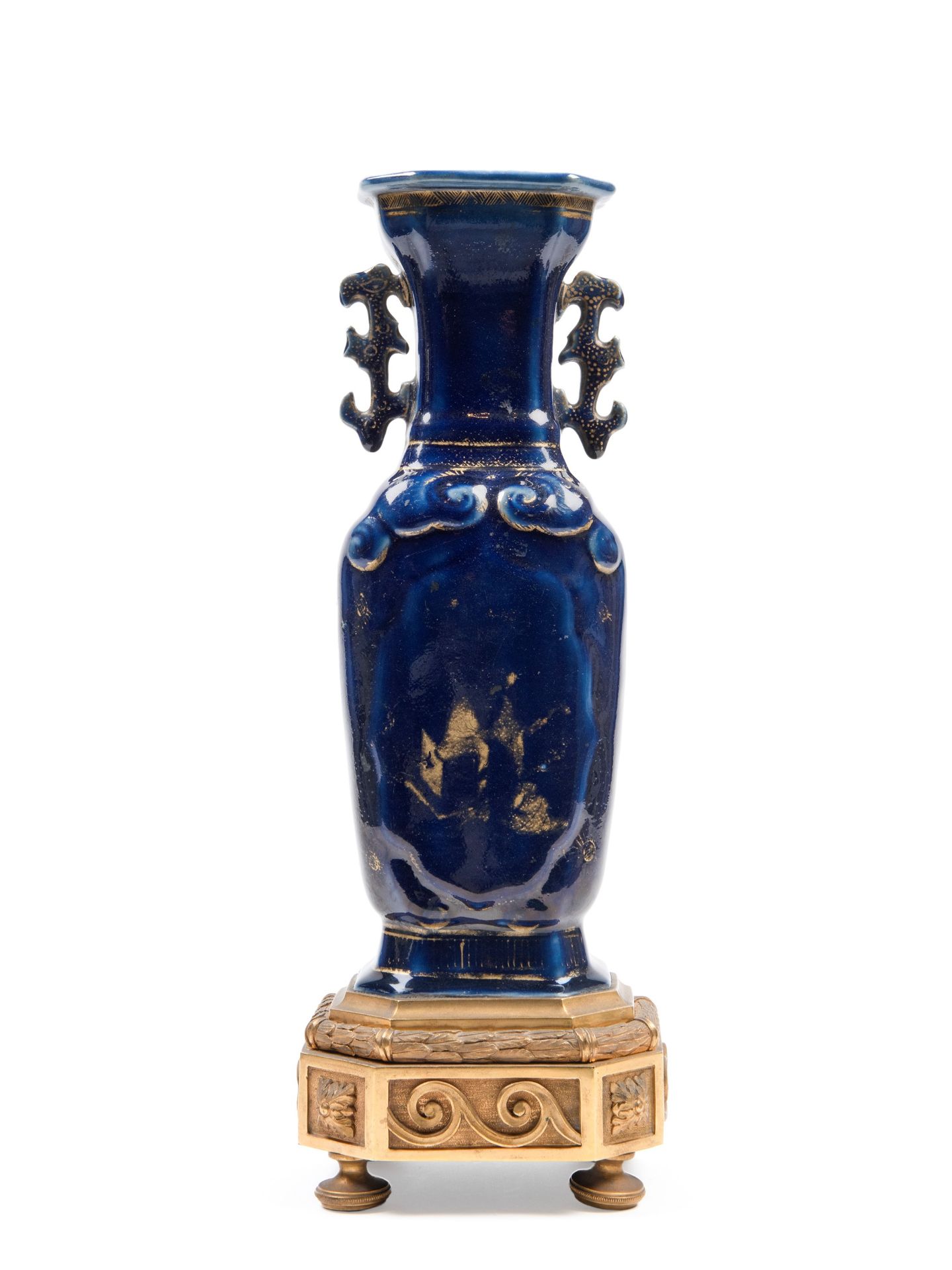 BLUE PORCELAIN VASE WITH GOLD DECORATIONS, Cina, dinastia Qing (1644-1911) - Bild 2 aus 2