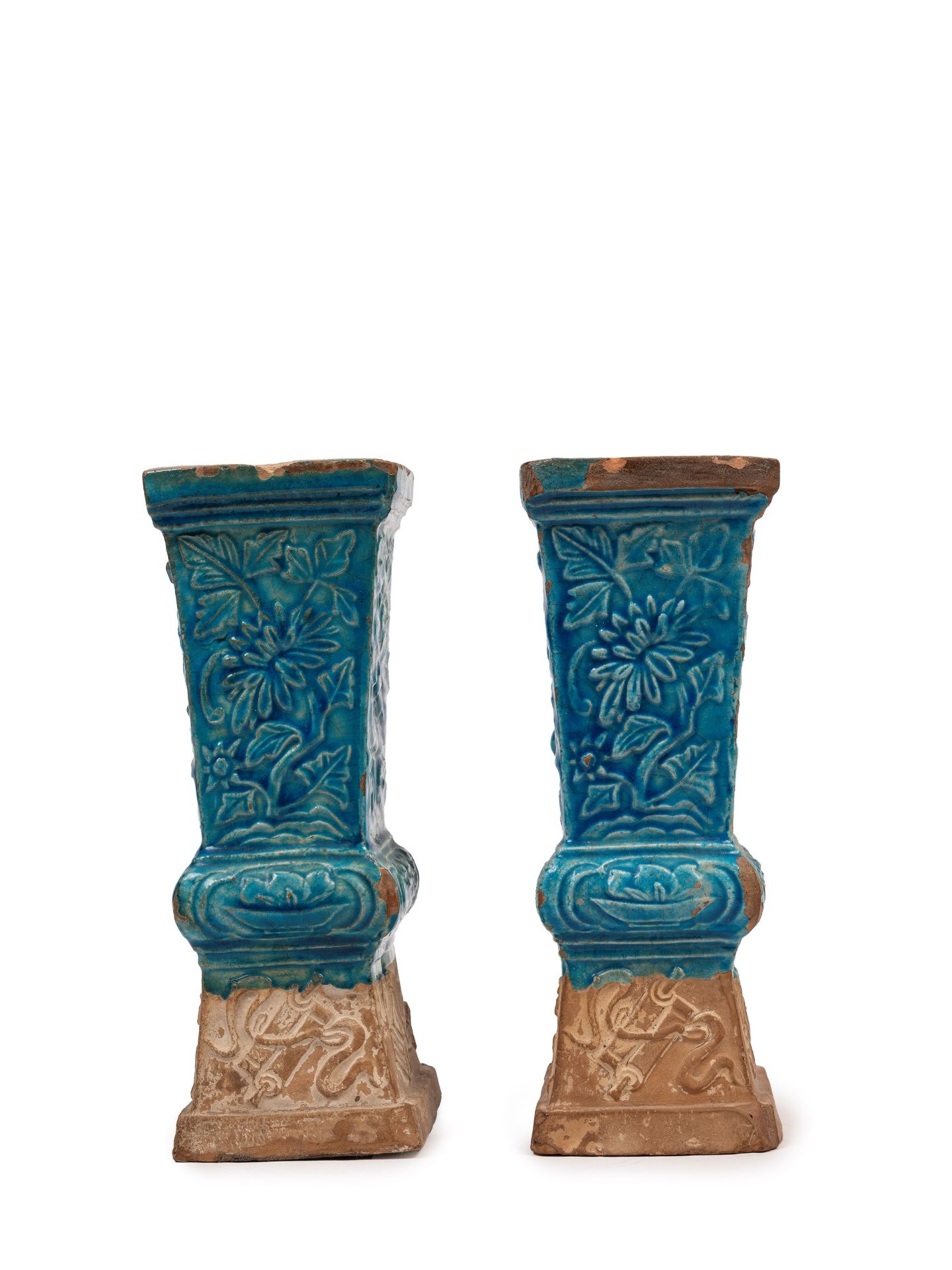 A PAIR OF VASES, China, Ming Dynasty (1368-1644)
