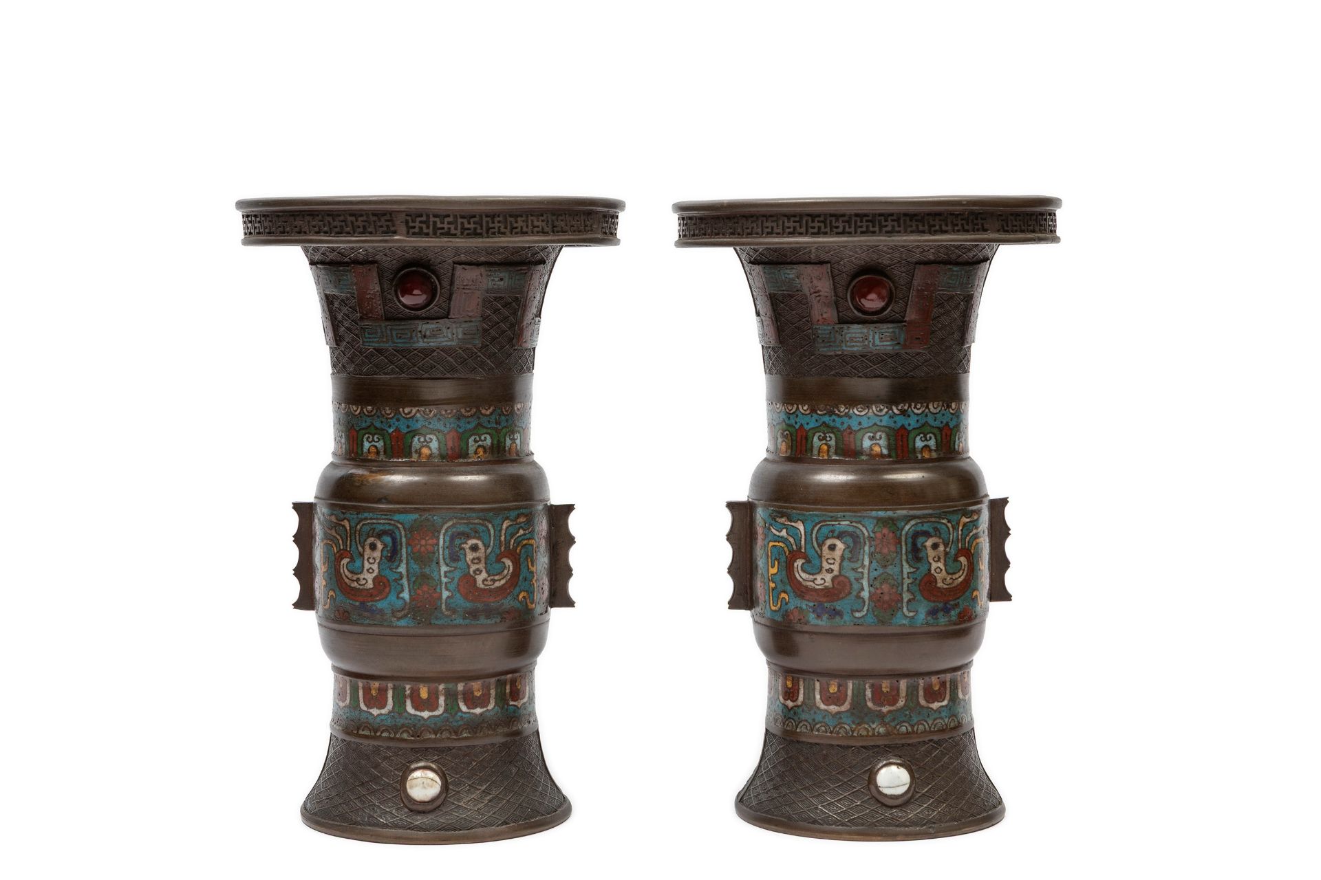 A PAIR OF BRONZE VASES, Japan, 20th century - Bild 3 aus 5