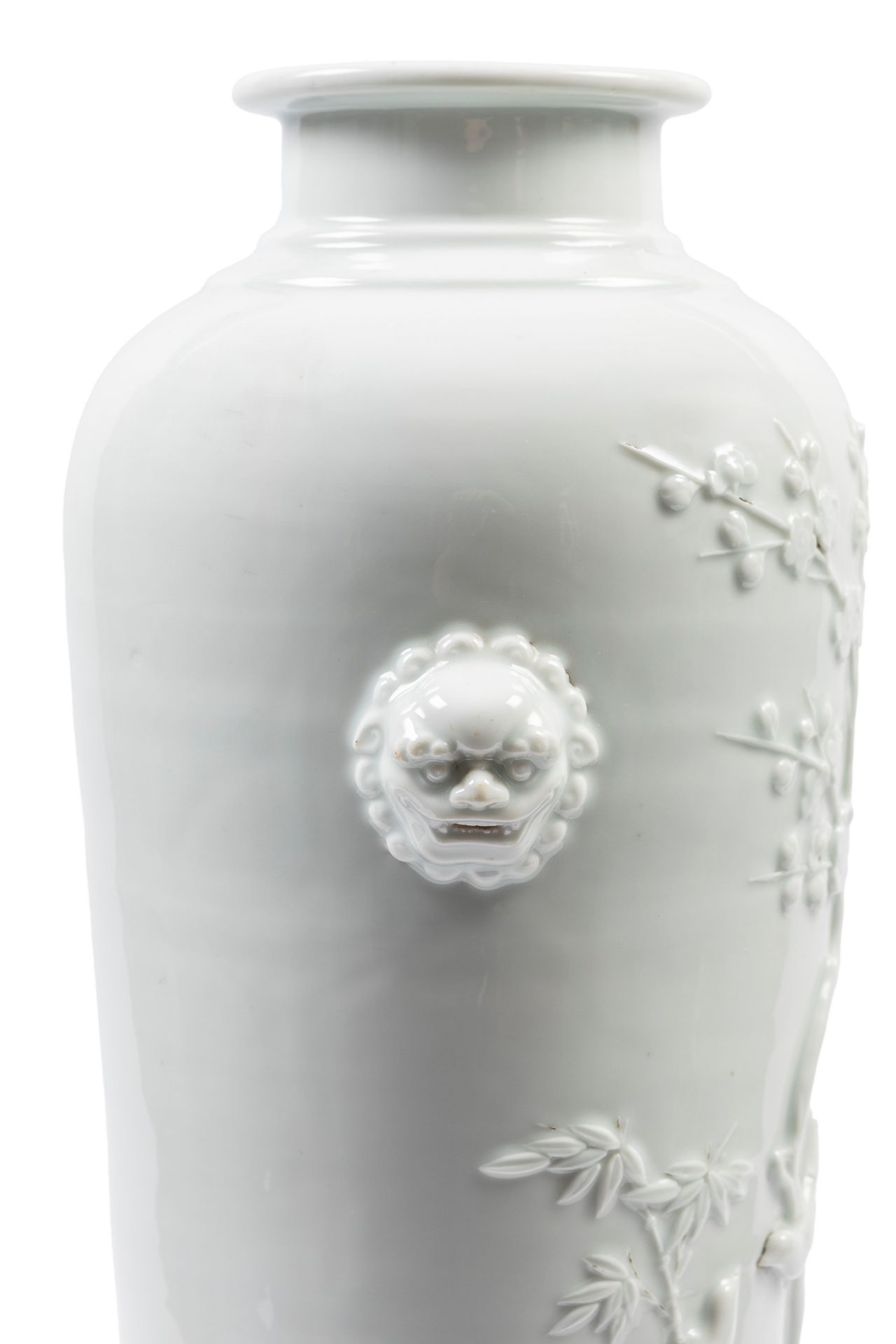 A LARGE DEHUA PORCELAIN SLEEVE-VASE, China, Qing dynasty, 18th century - Bild 3 aus 3