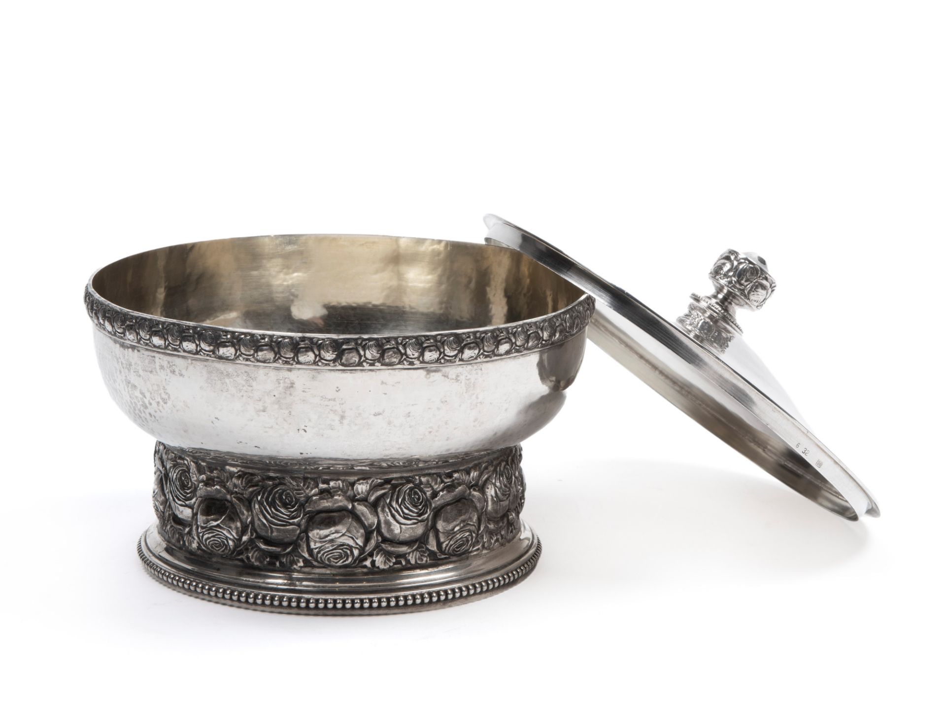 SILVER CENTERPIECE WITH LID, Germany, early 20th century - Bild 2 aus 4