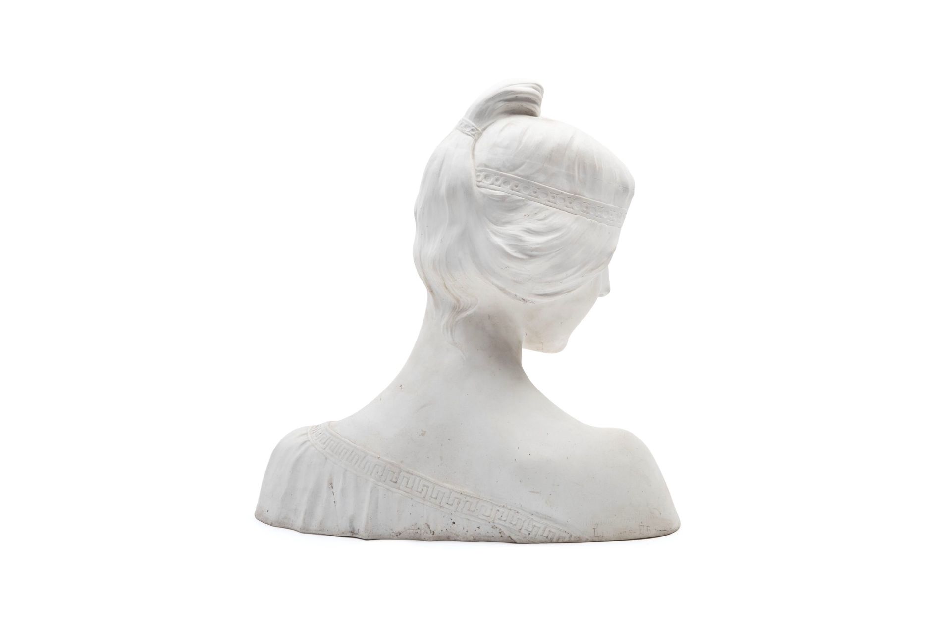 BISCUIT SCULPTURE DEPICTING THE BUST OF A YOUNG GIRL, France, early 20th century - Bild 2 aus 3