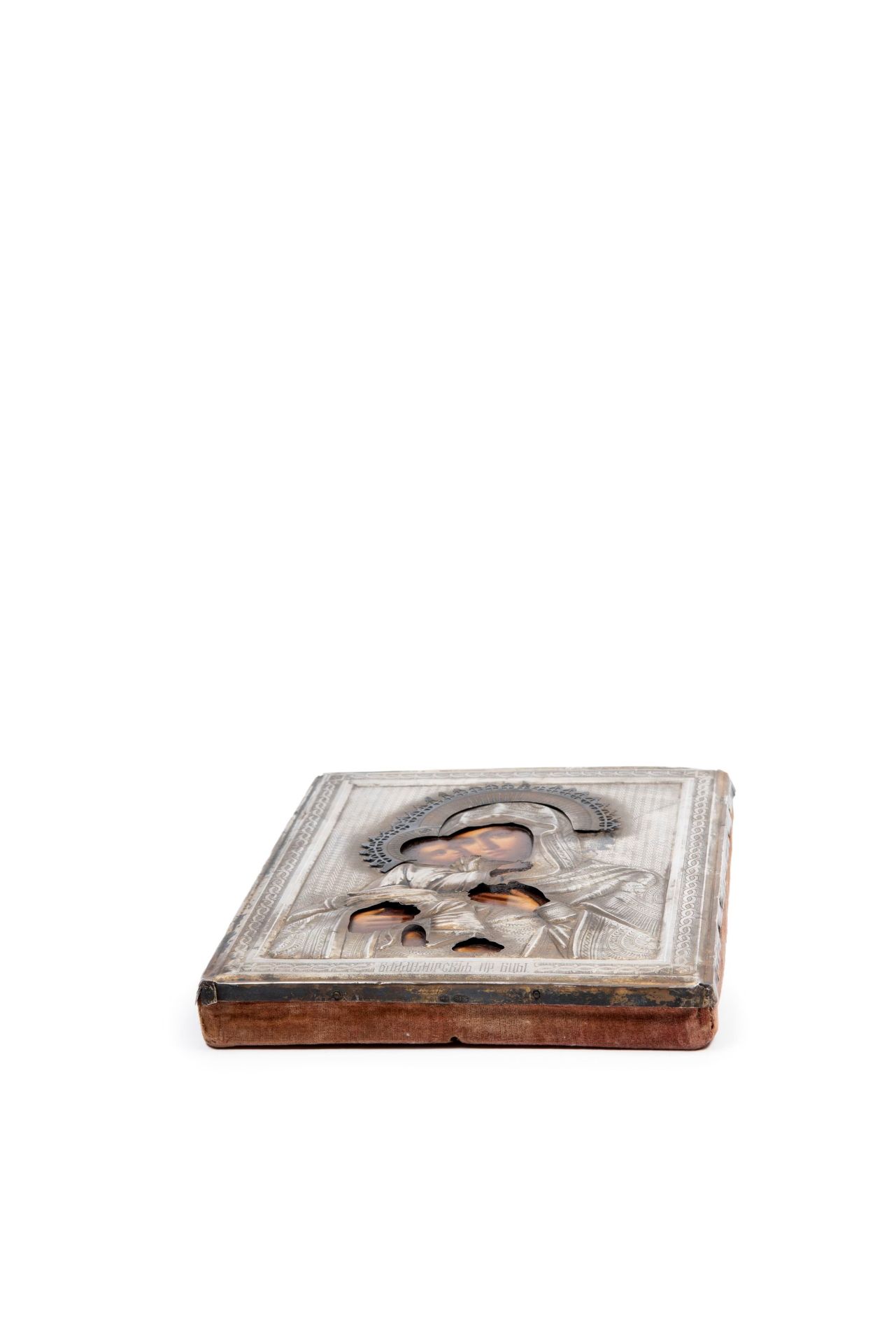 ICON WITH SILVER RIZA DEPICTING MADONNA AND CHILD, Russia, late 19th century - Bild 2 aus 2