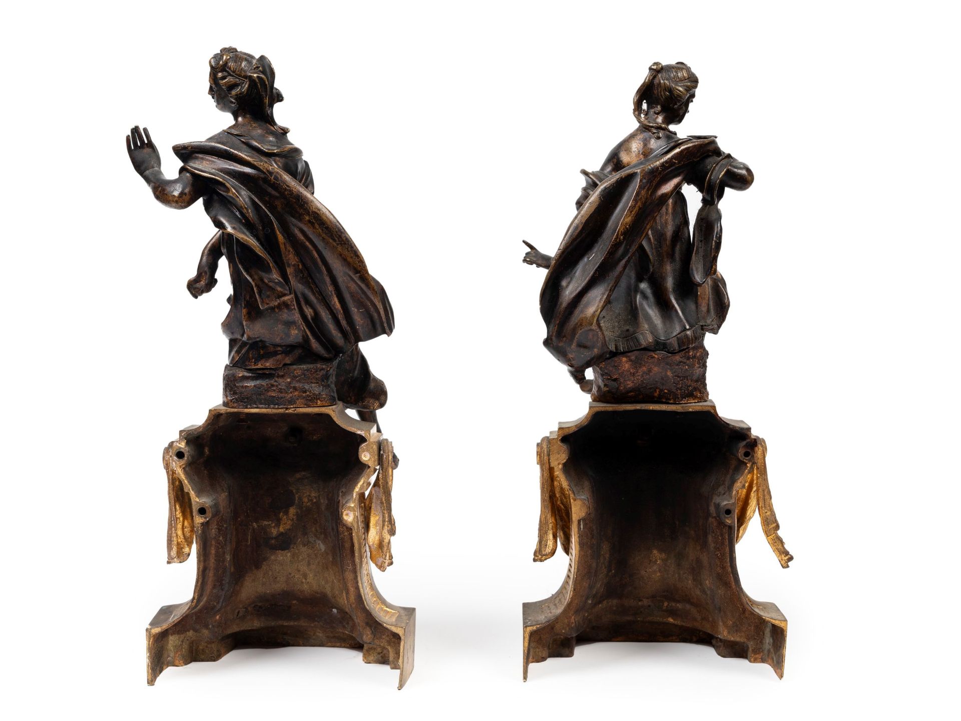 PAIR OF GILT AND PATINATED BRONZE ANDIRON FINIALS, 19th century - Bild 2 aus 2