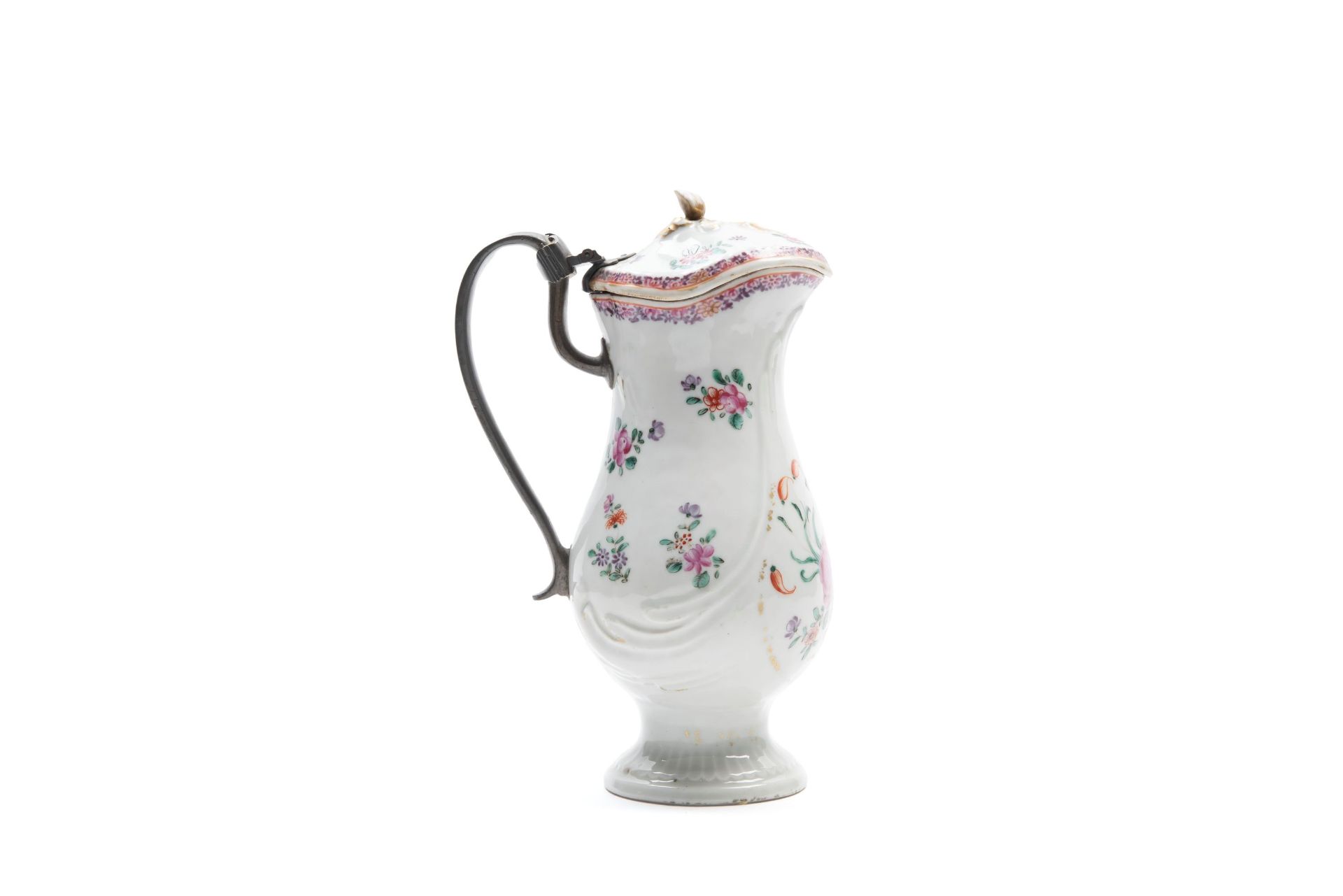 EXPORT FAMILLE-ROSE PORCELAIN COFFEE POT, China, Qing dynasty, 18th century
