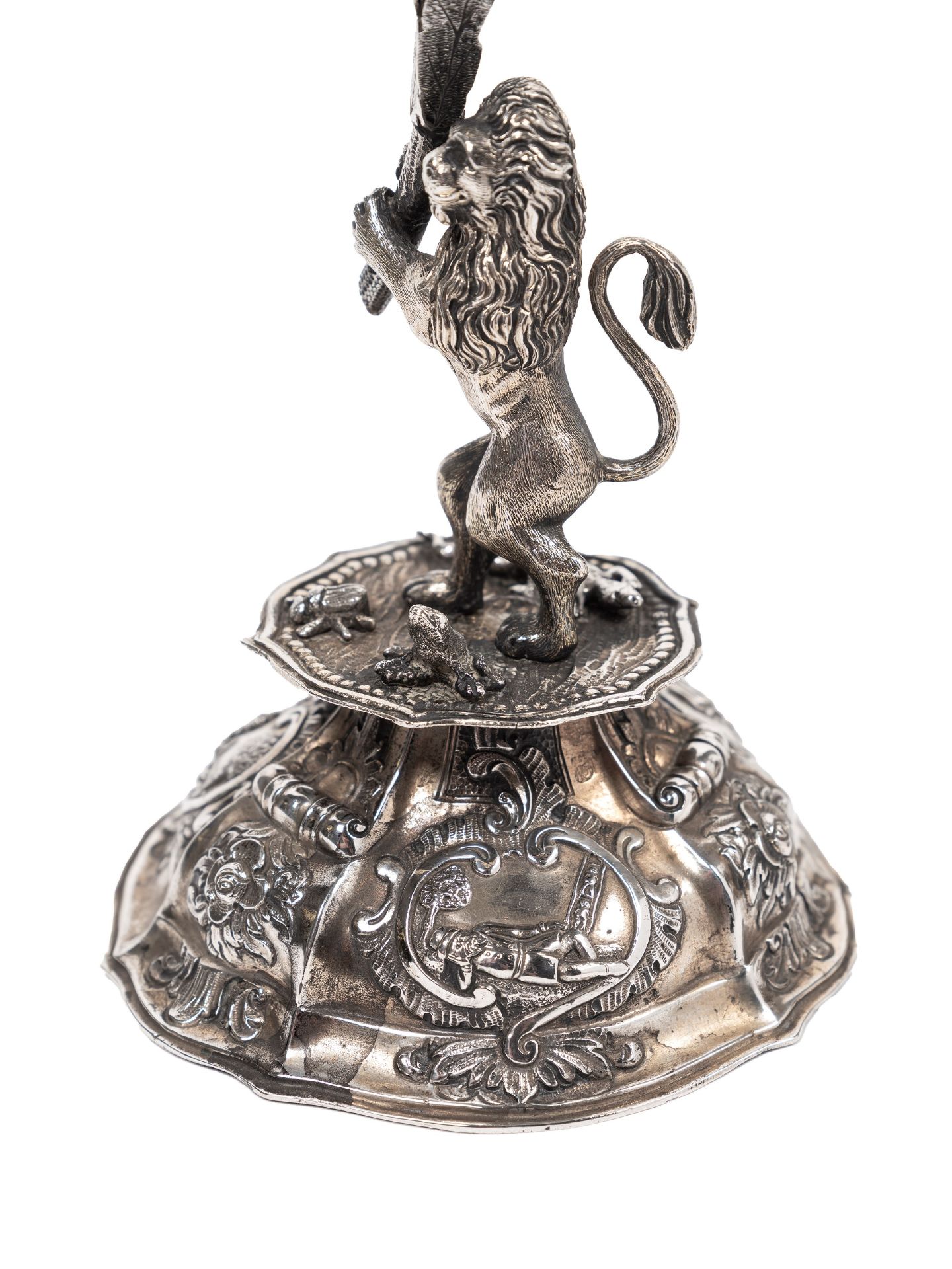 A PAIR OF JEWISH SILVER CANDELSTICKS, Austro-Hungarian Empire, early 19th century - Bild 9 aus 10