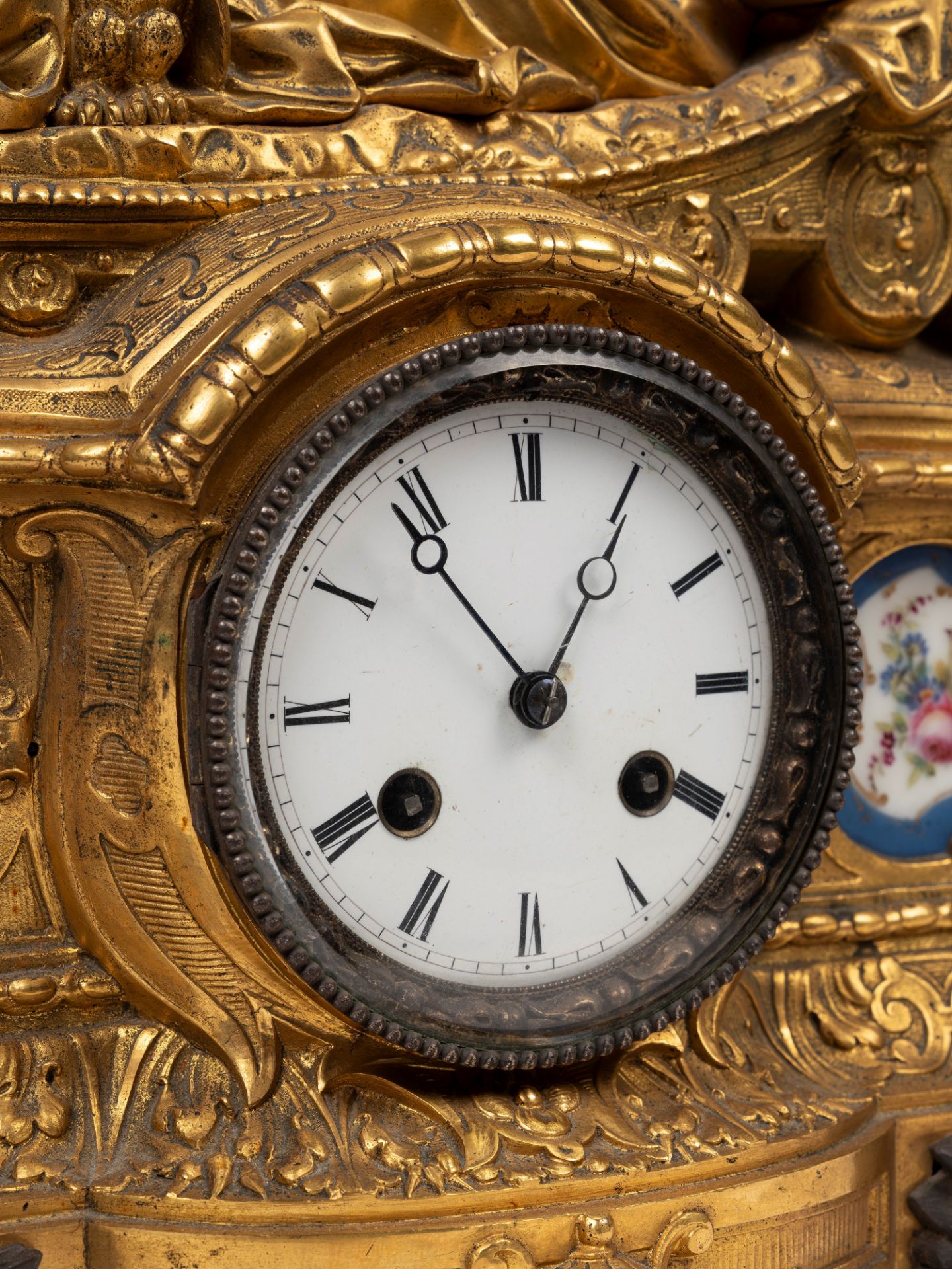 A GILT BRONZE CLOCK, France, 19th century - Bild 3 aus 5