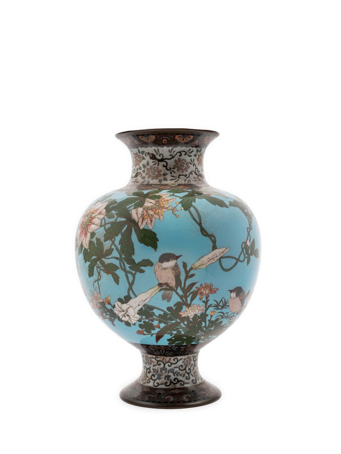 A CLOISONNÃ‰ VASE, Japan, Meiji period (1868-1912)