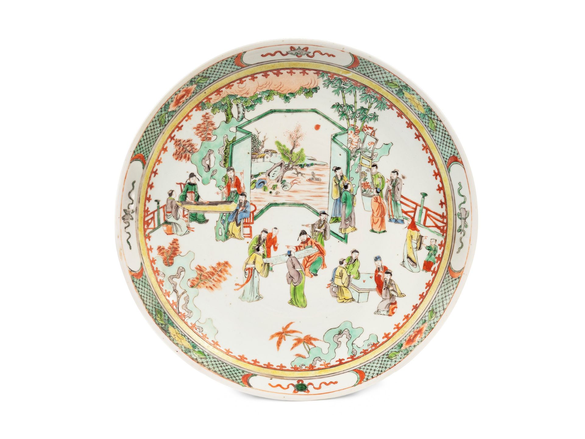 A FAMILLE VERTE PORCELAIN PLATE, China, Qing dynasty, 19th century