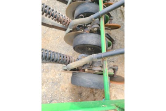 1998 John Deere 1560 Grain Drill 'Controls in the Office' - Image 25 of 42