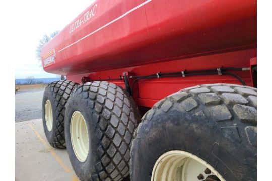 Jamesway Ultra Trac Tank Spreader - Image 24 of 52