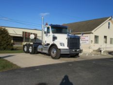 2020 Freightliner 122SD Day Cab Road Tractor