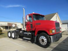 2006 Mack CHN613 Day Cab Road Tractor