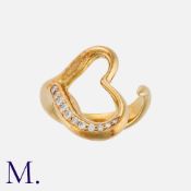 TIFFANY & Co. An Elsa Peretti Diamond Heart Ring in 18K yellow gold, set with round brilliant