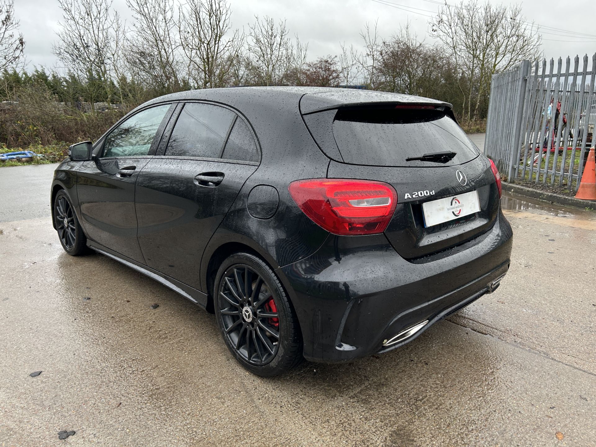 MERCEDES A-CLASS A200 D 2.1 AMG LINE 7G-DCT AUTOMATIC * (66 REG) EURO 6 ULEZ COMPLIANT !!! - Image 6 of 22