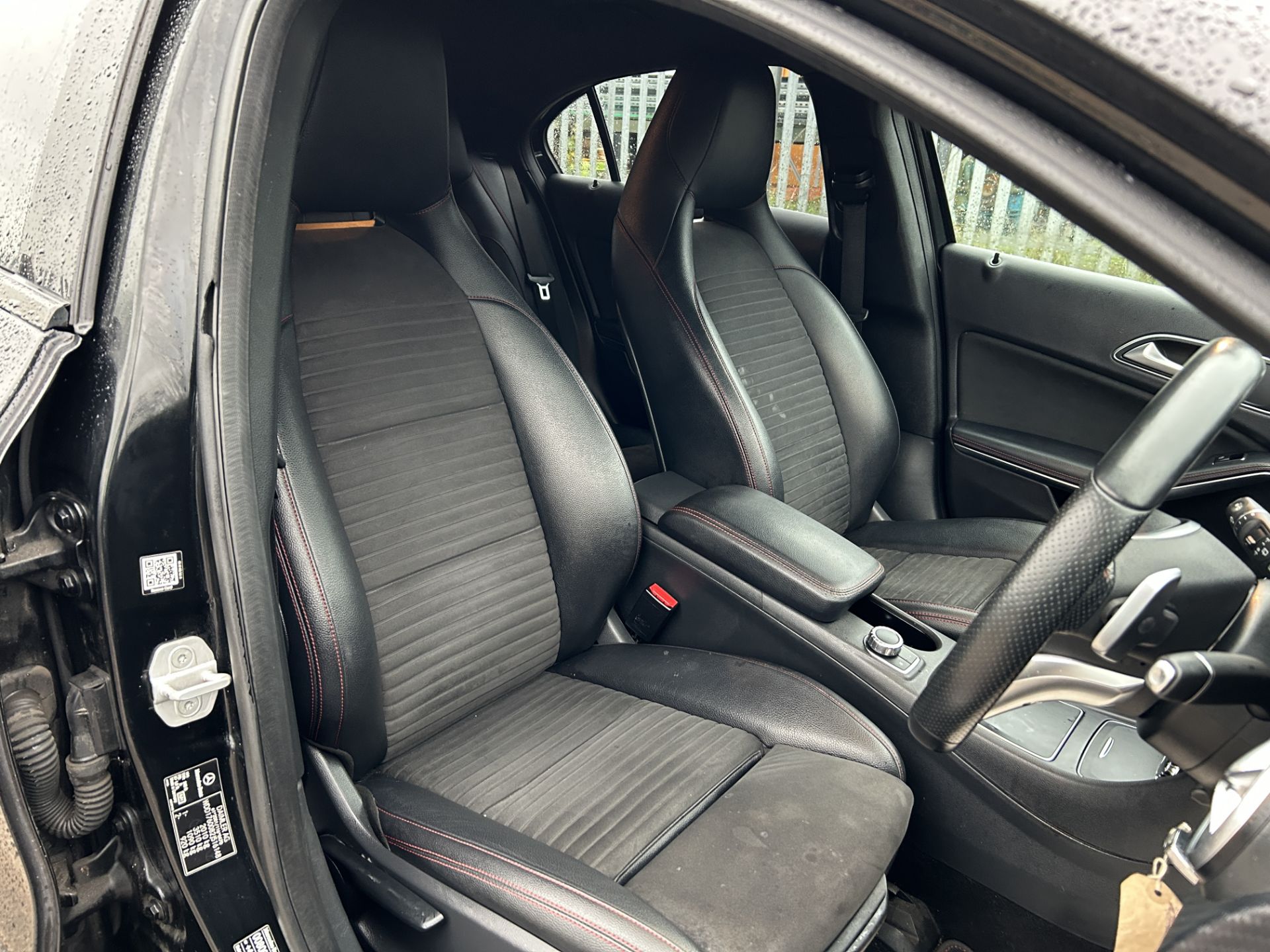 MERCEDES A-CLASS A200 D 2.1 AMG LINE 7G-DCT AUTOMATIC * (66 REG) EURO 6 ULEZ COMPLIANT !!! - Image 11 of 22