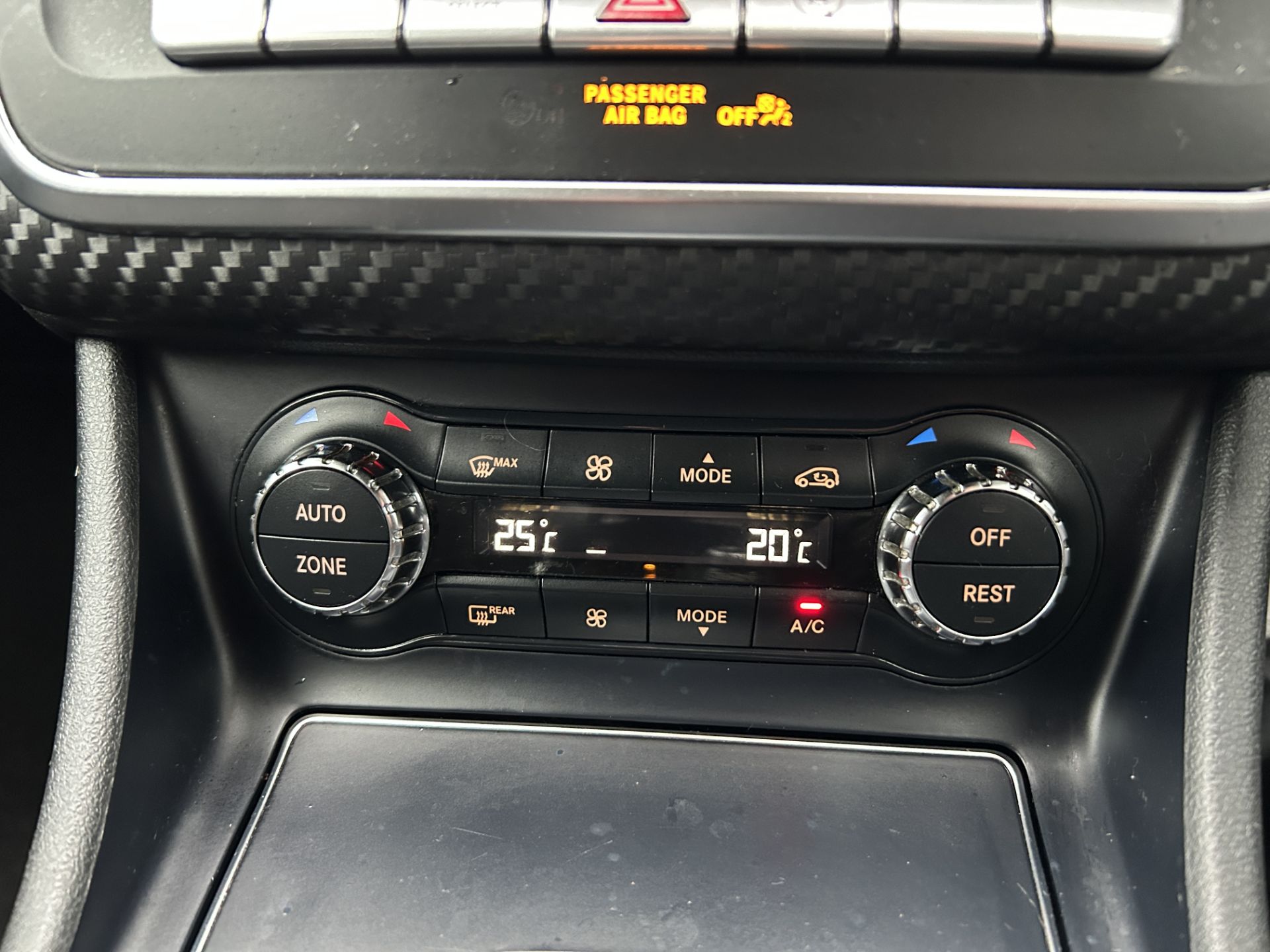 MERCEDES A-CLASS A200 D 2.1 AMG LINE 7G-DCT AUTOMATIC * (66 REG) EURO 6 ULEZ COMPLIANT !!! - Image 17 of 22