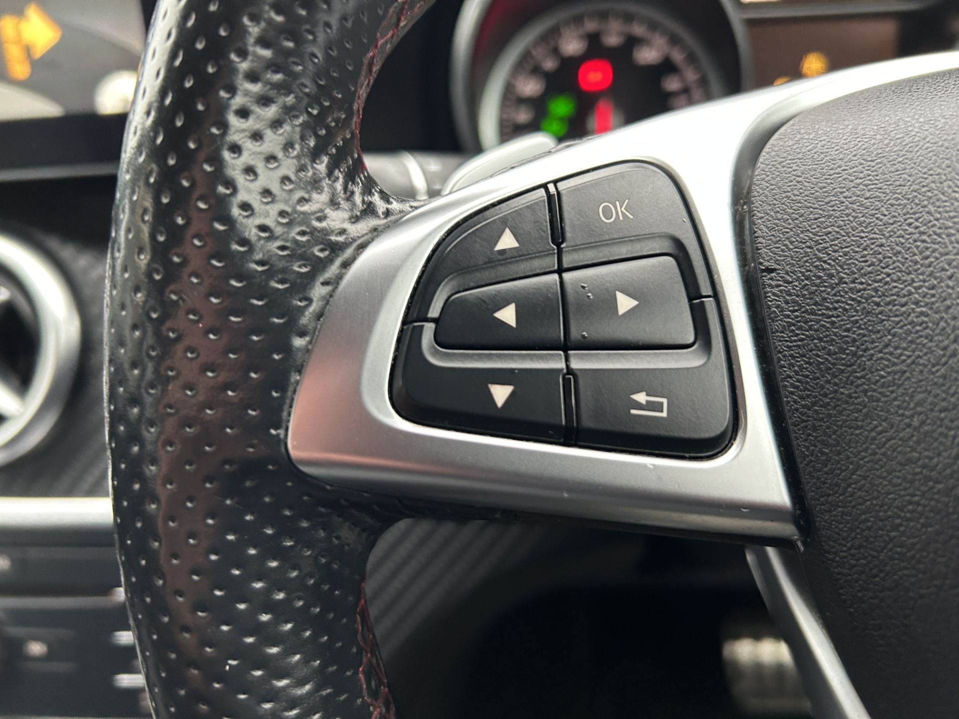 MERCEDES A-CLASS A200 D 2.1 AMG LINE 7G-DCT AUTOMATIC * (66 REG) EURO 6 ULEZ COMPLIANT !!! - Image 20 of 22