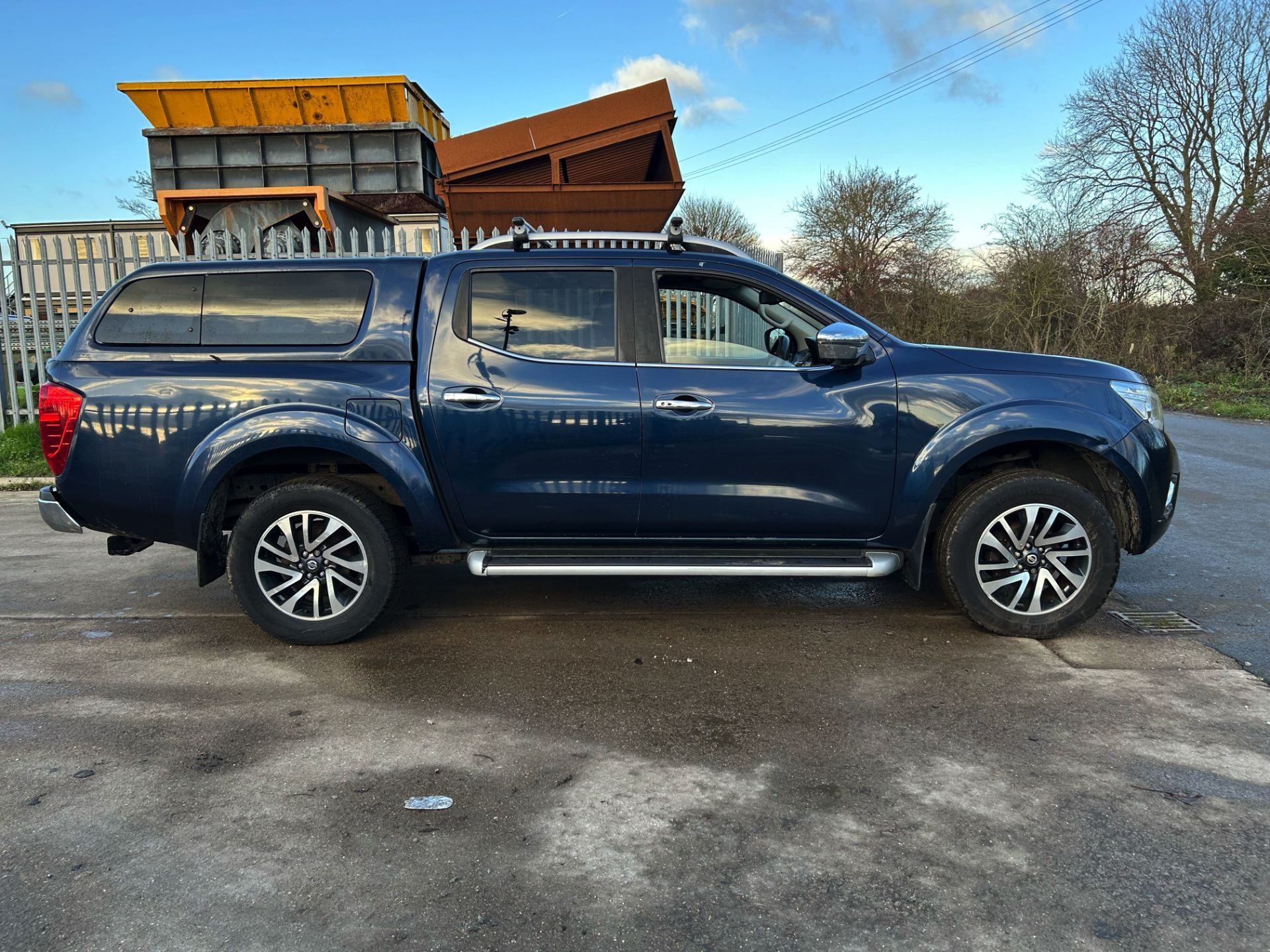 (ON SALE) NISSAN NAVARA 2.3 DCI 190 4WD TEKNA CREW CAB PICK UP (68 REG) AUTO S/S 12 x SERVICE STAMP - Image 2 of 18