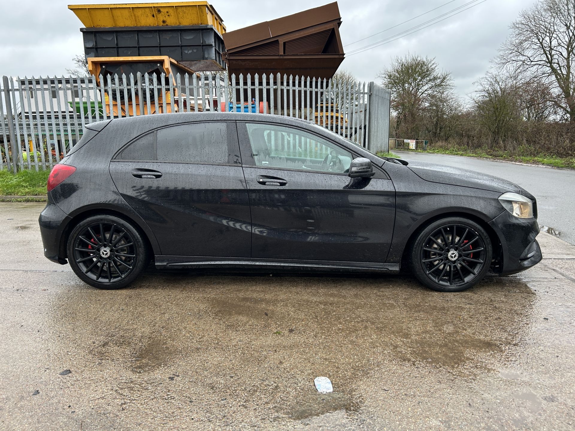 MERCEDES A-CLASS A200 D 2.1 AMG LINE 7G-DCT AUTOMATIC * (66 REG) EURO 6 ULEZ COMPLIANT !!! - Image 2 of 22