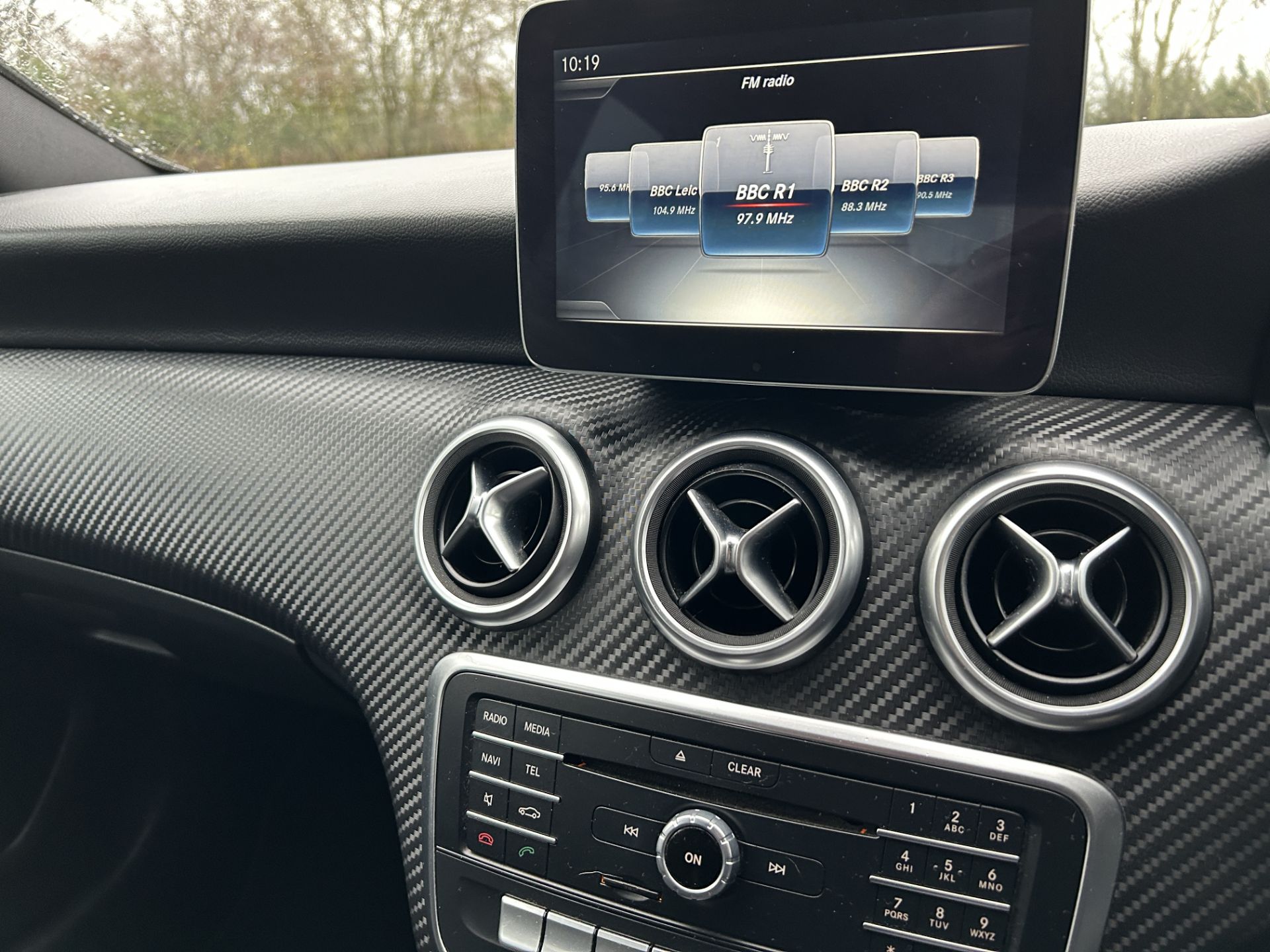 MERCEDES A-CLASS A200 D 2.1 AMG LINE 7G-DCT AUTOMATIC * (66 REG) EURO 6 ULEZ COMPLIANT !!! - Image 22 of 22