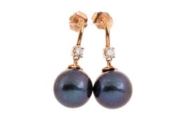 PAIR OF PEARL AND DIAMOND EARRINGS,