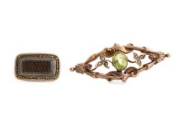 TWO VICTORIAN BROOCHES,