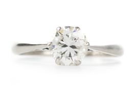 DIAMOND SOLITAIRE RING,