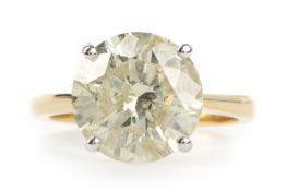 CERTIFICATED DIAMOND SOLITAIRE RING,