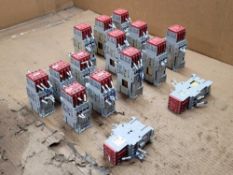 LOT OF 15 ASSORTED ALLEN BRADLEY CONTACTOR ASSEMBL