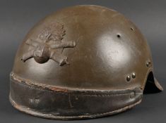 Casque DCA 1936. Casque de la defense anti aerienne en peinture kaki a 90%, attribut modele 1915 d