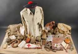 Lot d equipements France 40. Comprenant un masque anti gaz ANP31, masque en bon etat, tuyau