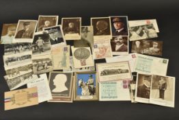 ensembles de cartes postales. Album comprenant plus de 50 cartes postales, cartes photos et