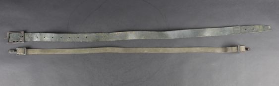 Ceinturon italien. Modele 1926 en cuir . La boucle de ceinturon est en metal. Sans marquages