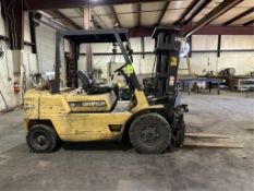 CATERPILLAR GP40 LP TRIPLE STAGE MAST FORKLIFT