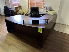 U-SHAPED WOOD DESK
