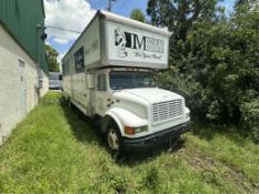 2001 26' INTERNATIONAL 4700 BOX TRUCK