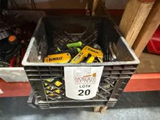 LOT CONSISTING OF ASSORTED HAND TOOLS