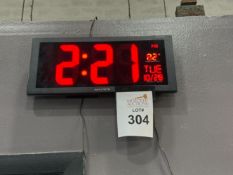 ACURITE DIGITAL CLOCK