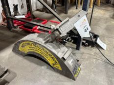 A MOTORCYCLE TOWING DEVICE MOTORCYCLE HITCH