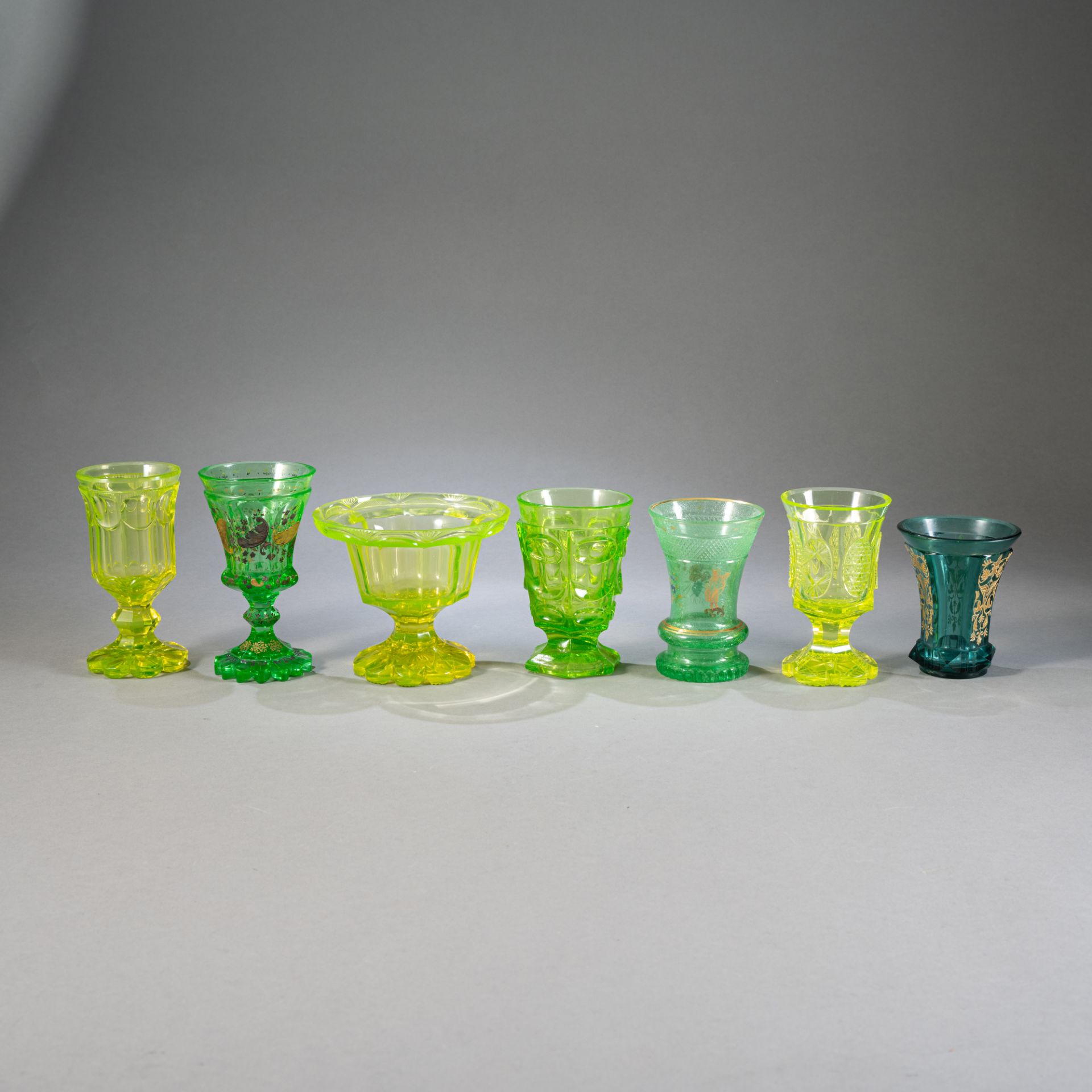 6 Gläser und Aufsatzschale - Bild 3 aus 5