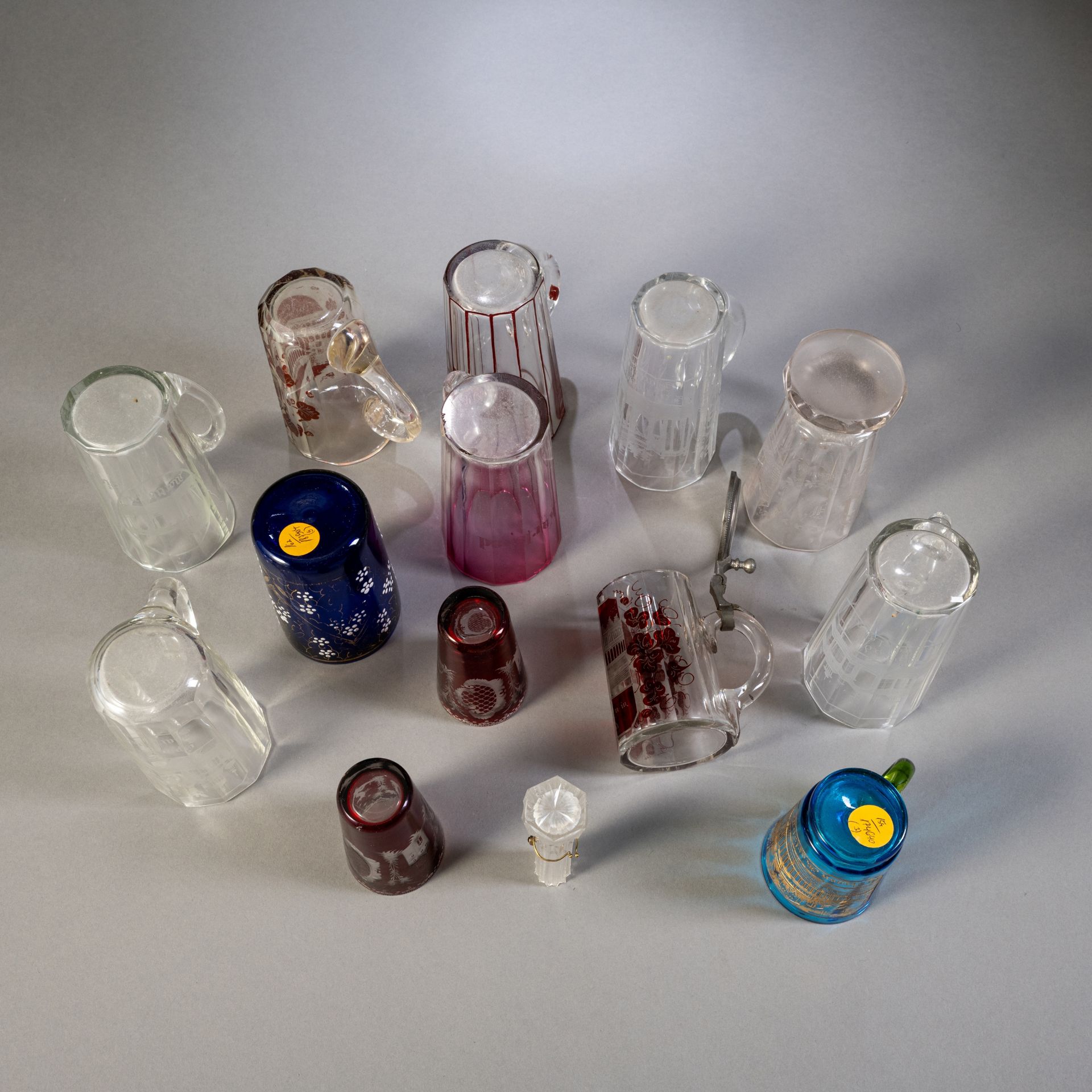 Konvolut von 13 verschiedenen Gläsern - Bild 7 aus 7
