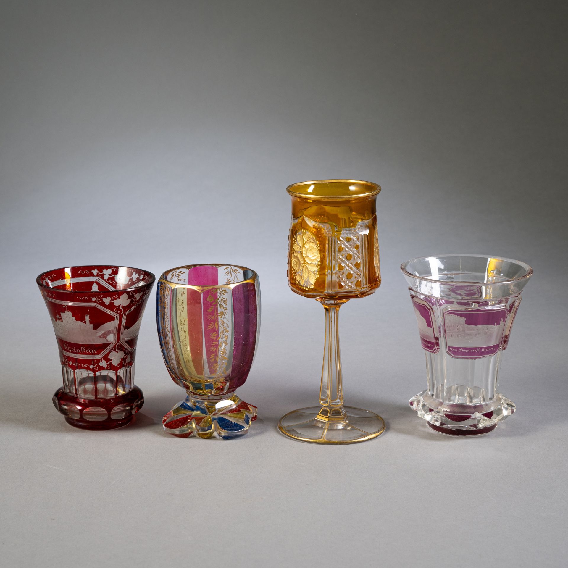 Zwei Badegläser, Becher und Weinglas - Bild 2 aus 4