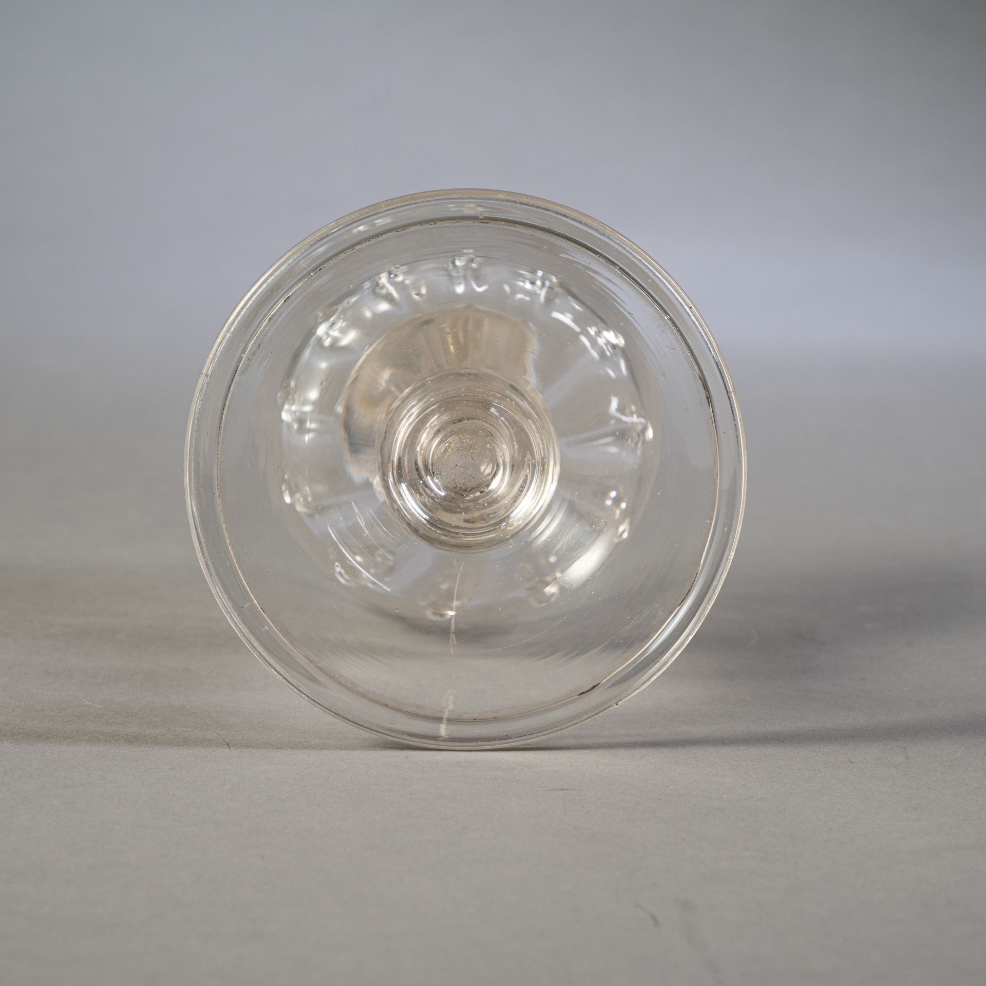 Pokal mit Architektur und Vögeln - Bild 3 aus 4