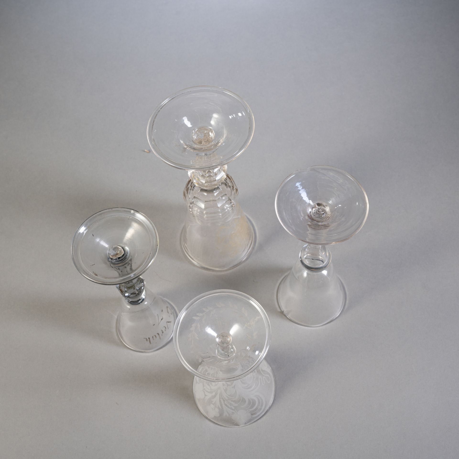 Pokal mit fürstlichem Wappen, drei Kelchgläser - Bild 4 aus 4