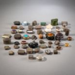 Konvolut Silber-, Metall- und Emaille-Döschen und Flakon