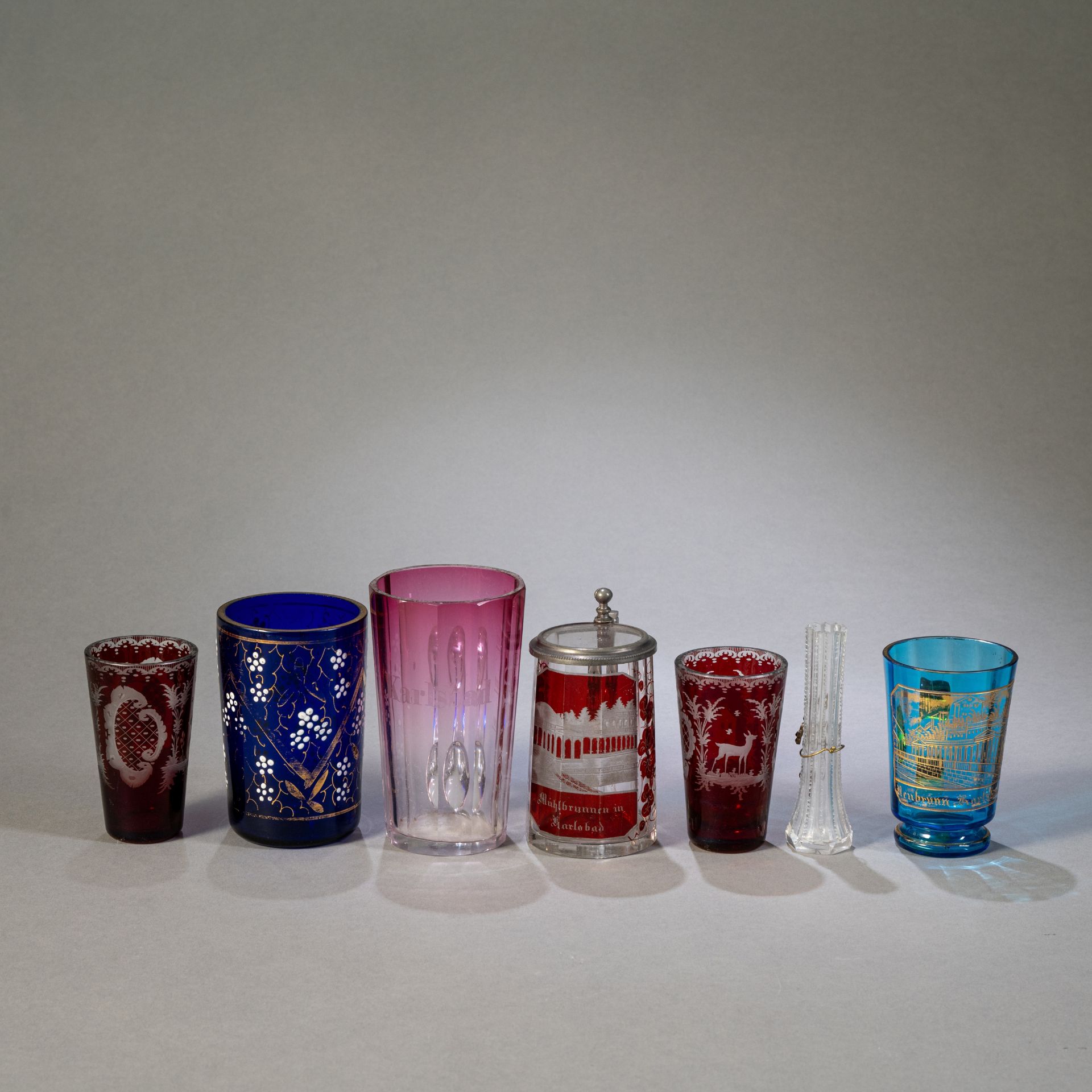 Konvolut von 13 verschiedenen Gläsern - Bild 5 aus 7