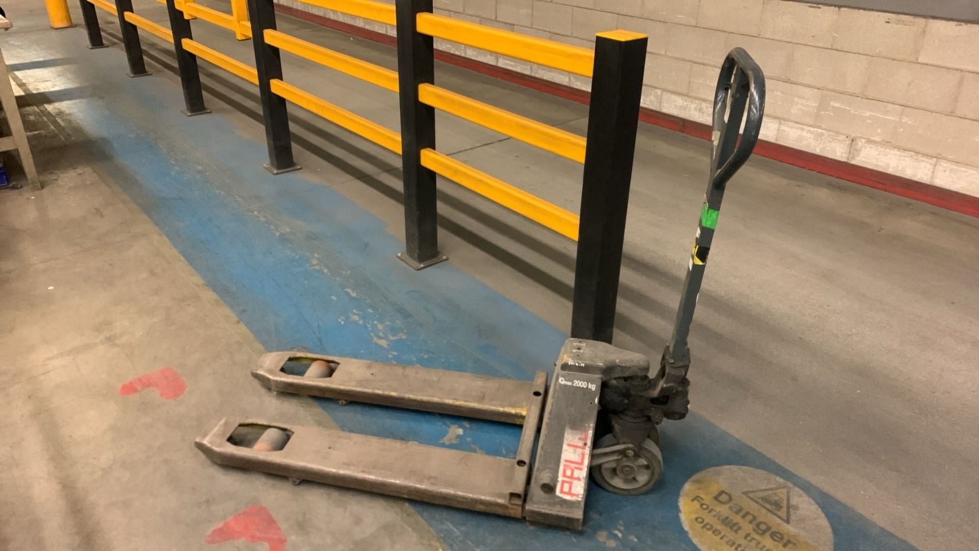 Pallet Truck SWL 2000KG