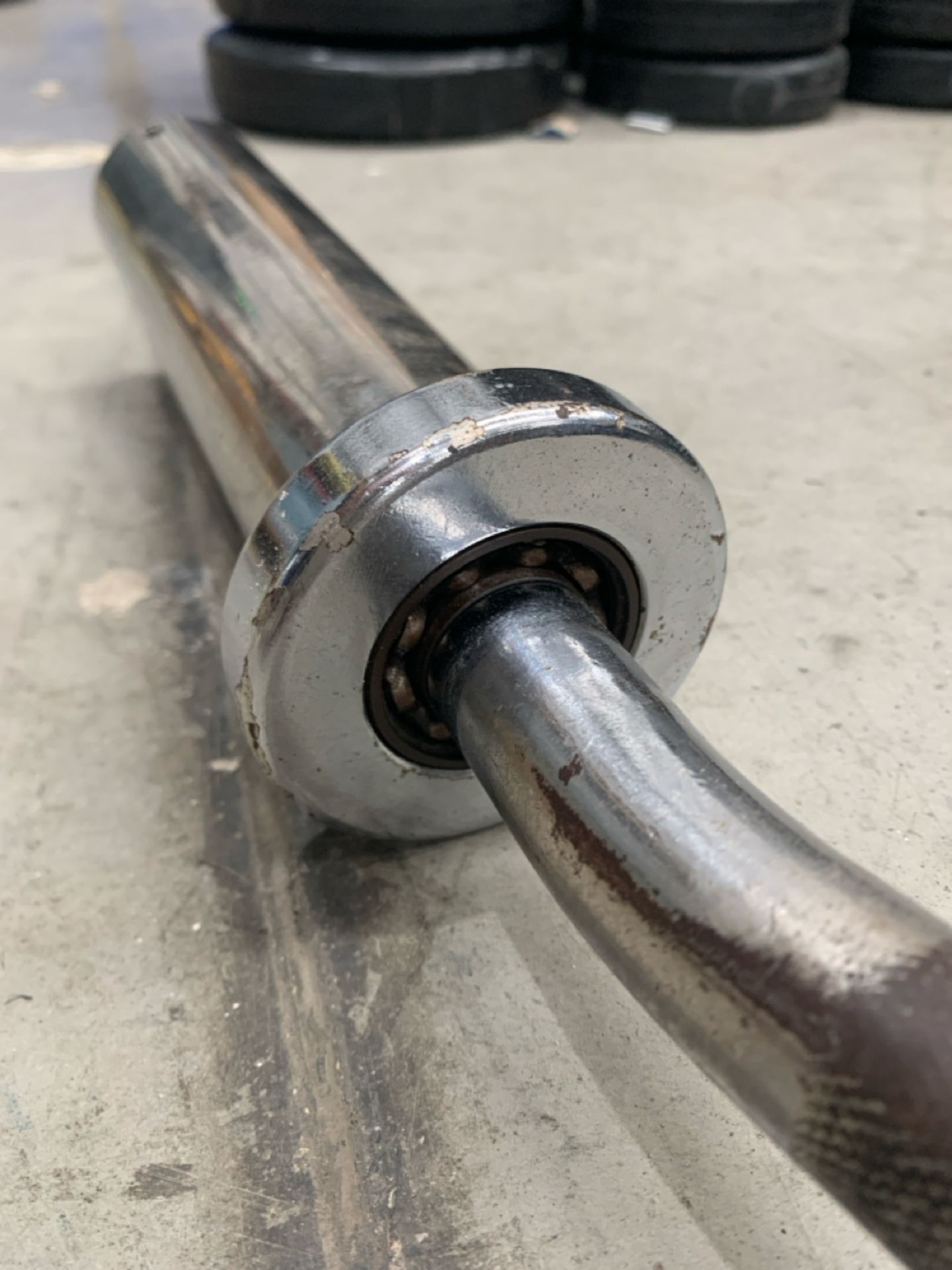 EZ Curl Bar - Image 4 of 5