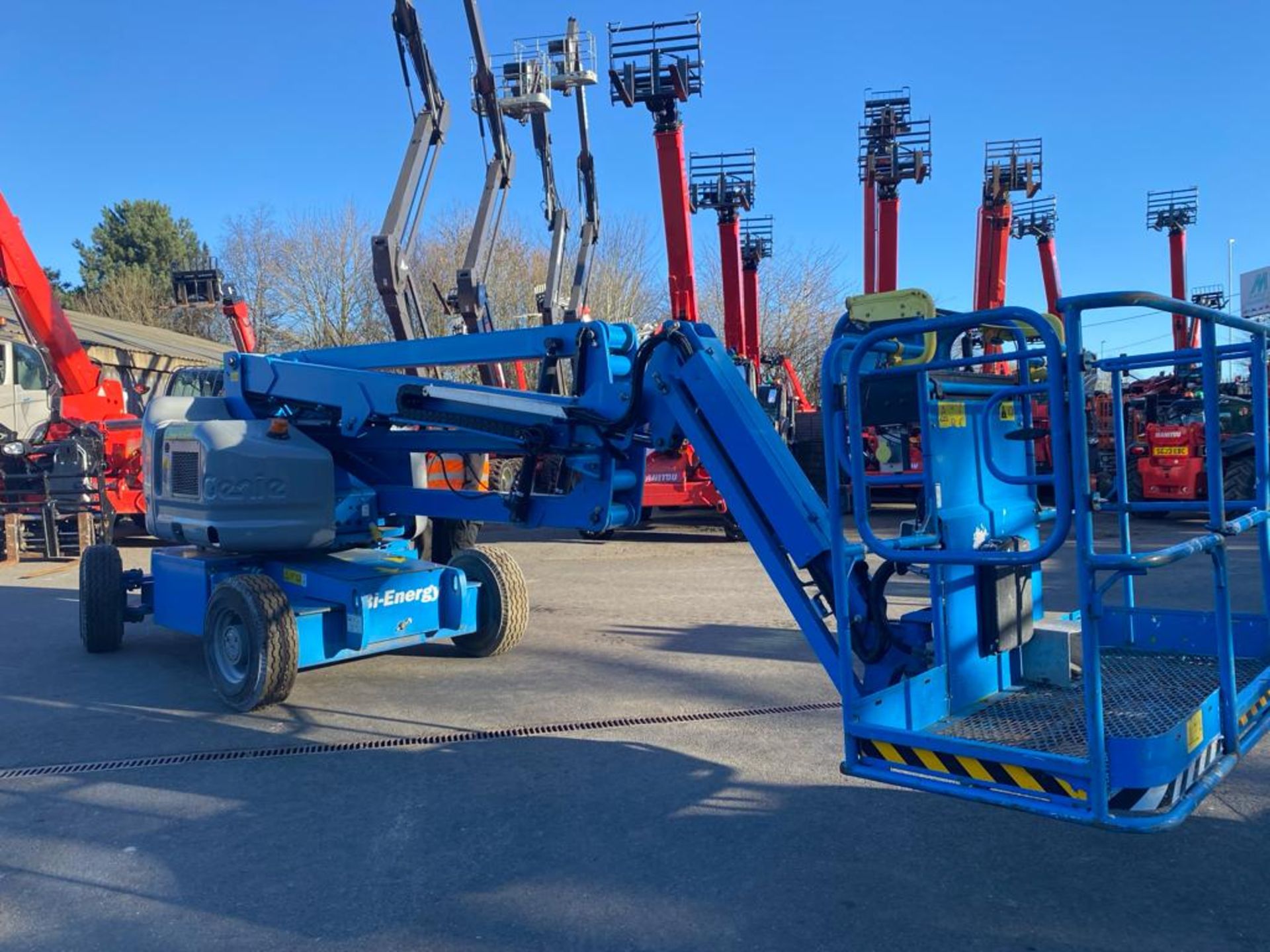 2017 - Genie Z45/25 Bi Energy Boom Lift (ONLY 450 HOURS) - Image 4 of 46